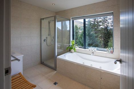 Photo of property in 67 Mcchesney Road, Arthurs Point, Queenstown, 9371