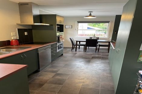 Photo of property in 99 Revans Street, Featherston, 5710