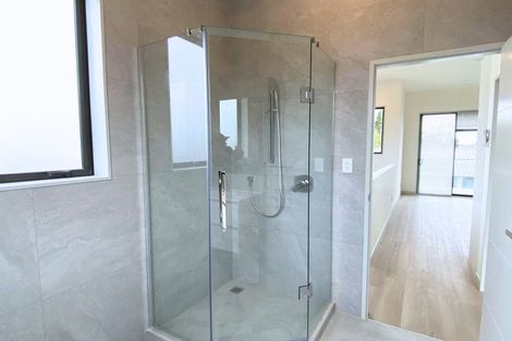 Photo of property in 9/218 Rosebank Road, Avondale, Auckland, 1026