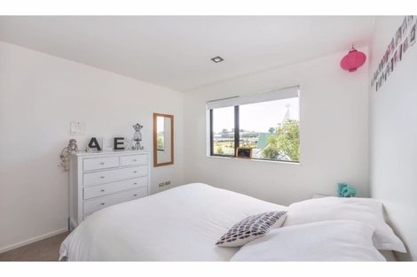 Photo of property in 29 Old Mill Road, Silverdale, 0932