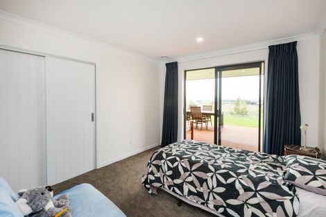 Photo of property in 117 Kingsdale Park Drive, Aokautere, Palmerston North, 4471