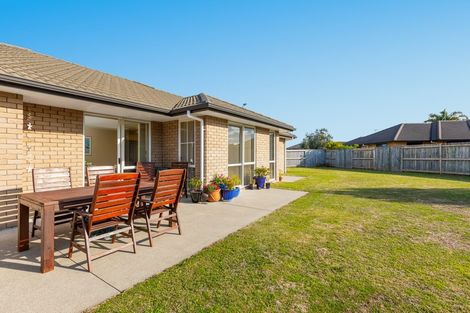 Photo of property in 6 Stenning Place, Papamoa Beach, Papamoa, 3118