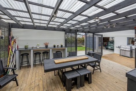 Photo of property in 121 Hokio Beach Road, Levin, 5510