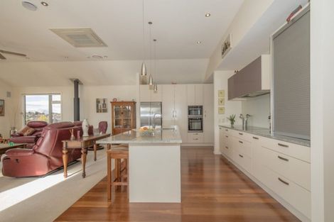 Photo of property in 22 Old Station Avenue, Wanaka, 9305