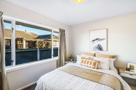 Photo of property in 19 Glenora Place, Hornby, Christchurch, 8042