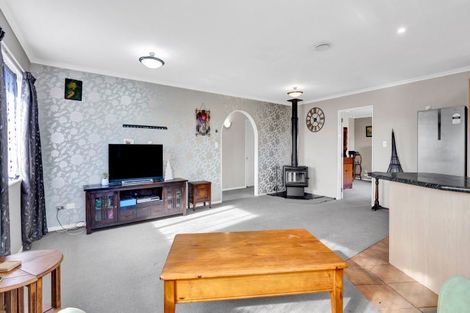 Photo of property in 12 Hunter Street, Normanby, Hawera, 4614