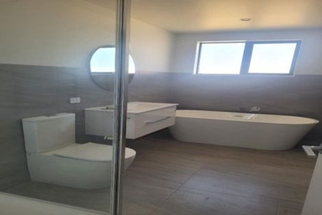 Photo of property in 15 Ellmers Street, Woodend, 7691