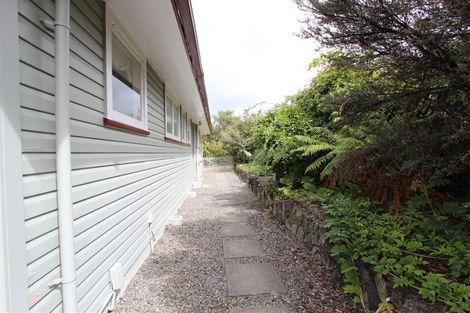Photo of property in 31 Sunnyview Drive, Brown Owl, Upper Hutt, 5018
