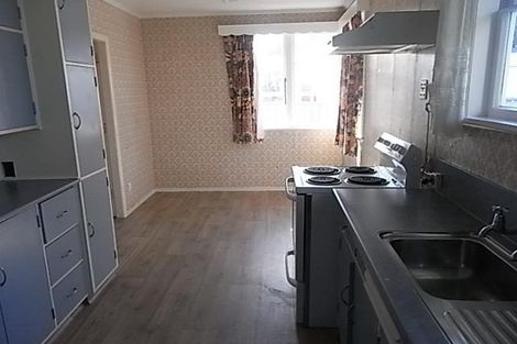 Photo of property in 28 Galway Avenue, Hokowhitu, Palmerston North, 4410