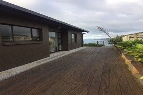 Photo of property in 6 Pine Tree Lane, Korokoro, Lower Hutt, 5012