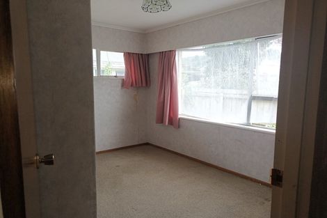 Photo of property in 75 Molesworth Street, Taita, Lower Hutt, 5011