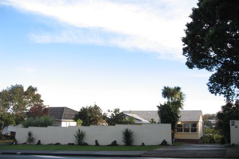 Photo of property in 2a Mellons Bay Road, Howick, Auckland, 2014