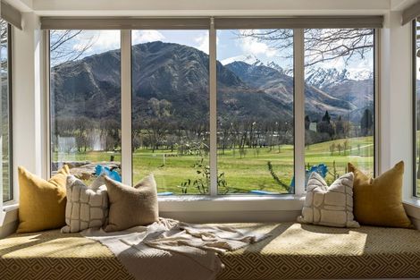 Photo of property in Millbrook Resort, 2 The Mews, Arrowtown, 9371