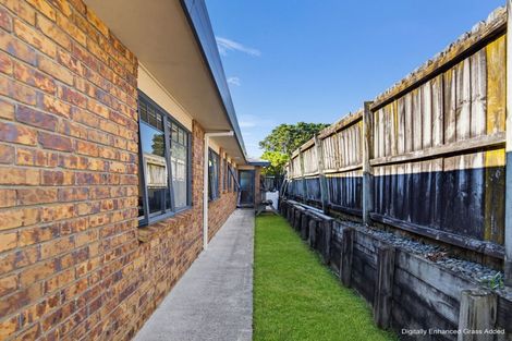 Photo of property in 3 Norm Pellow Drive, Manurewa, Auckland, 2105