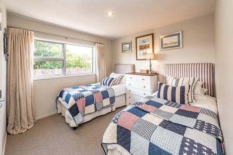 Photo of property in 27 Kent Road, Saint Johns Hill, Whanganui, 4501