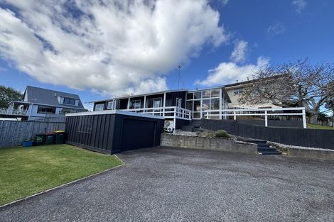 Photo of property in 16 Camellia Avenue, Bell Block, New Plymouth, 4312