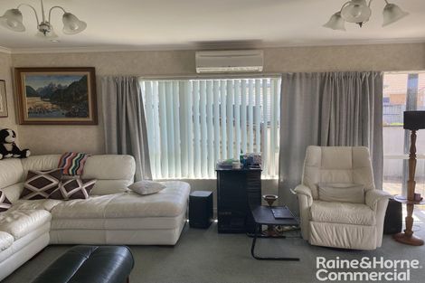 Photo of property in 72 Denny Hulme Drive, Mount Maunganui, 3116