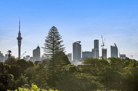 Photo of property in 5 Bridgewater Road, Parnell, Auckland, 1052