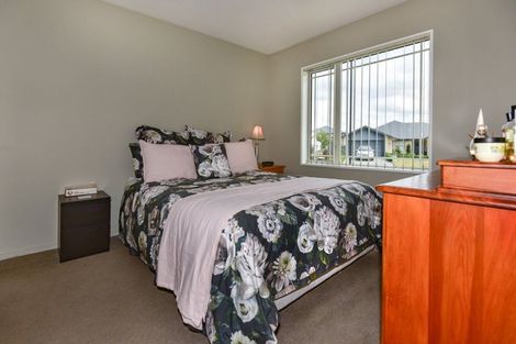 Photo of property in 14a Date Crescent, Aidanfield, Christchurch, 8025