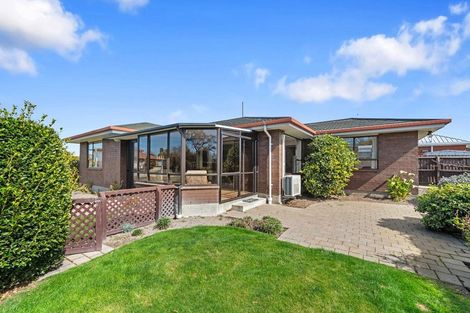 Photo of property in 9 Lowry Avenue, Redwood, Christchurch, 8051