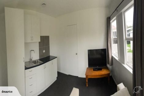 Photo of property in 9 Kambalda Street, Mangere Bridge, Auckland, 2022
