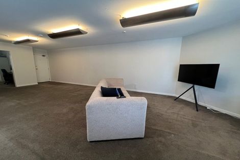 Photo of property in Regent Courts, 3/75 Gloucester Street, Christchurch Central, Christchurch, 8013