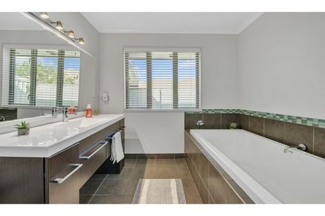 Photo of property in 12 Belgrave Drive, Rangiora, 7400