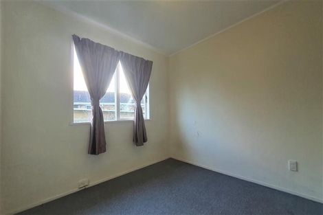 Photo of property in 17 Marybeth Place, Rosehill, Papakura, 2113