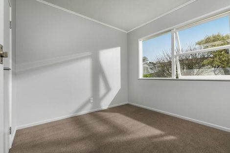 Photo of property in 1/28 Fairclough Road, Beach Haven, Auckland, 0626