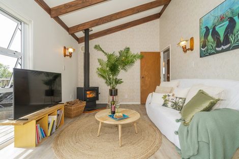 Photo of property in 4 Grierson Close, Hahei, Whitianga, 3591