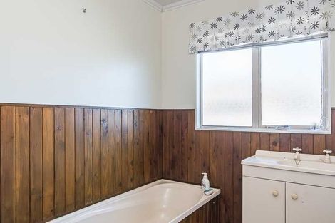 Photo of property in 17 Heihei Place, Paraparaumu, 5032