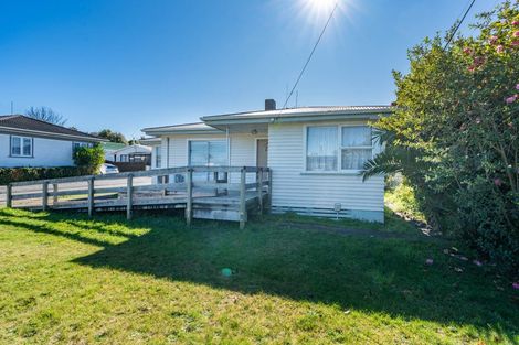 Photo of property in 11 Dinsdale Road, Dinsdale, Hamilton, 3204