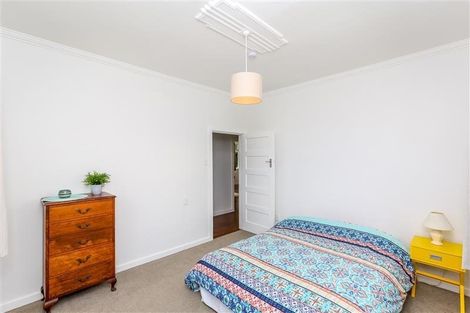 Photo of property in 19a Ropiha Street, Fitzroy, New Plymouth, 4312