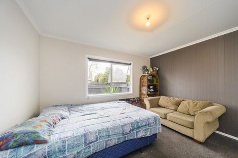 Photo of property in 38 Suzanne Grove, Kelvin Grove, Palmerston North, 4414