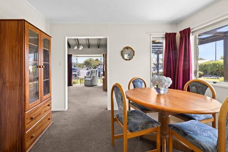 Photo of property in 2/46 Gloucester Street, Greenmeadows, Napier, 4112