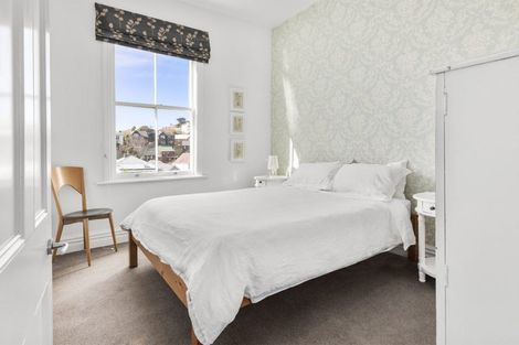 Photo of property in 7 Queen Street, Mount Victoria, Wellington, 6011