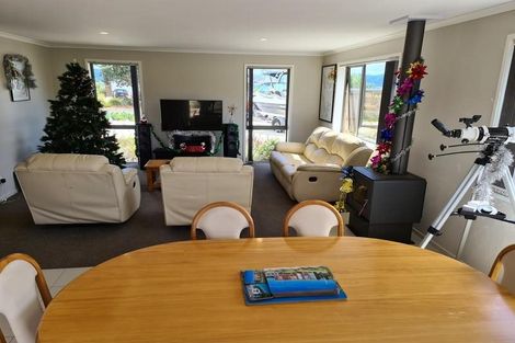 Photo of property in 134 Kelly Jade Avenue, Matarangi, Whitianga, 3592