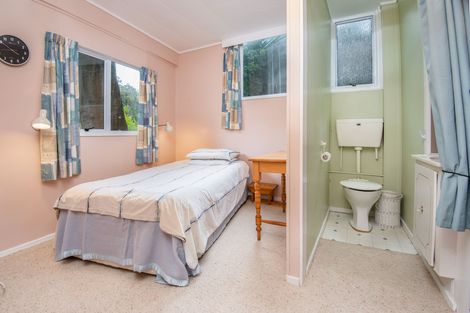 Photo of property in 122 Somerville Street, Andersons Bay, Dunedin, 9013