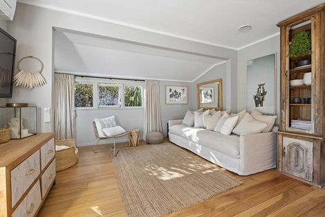 Photo of property in 12 Foster Crescent, Snells Beach, 0920