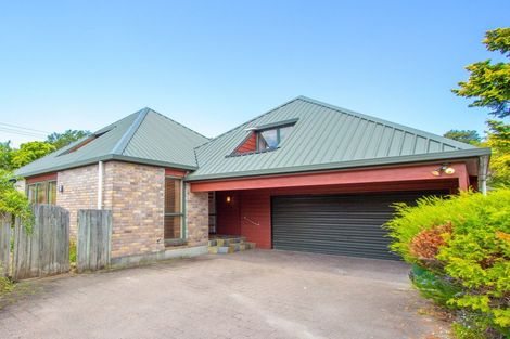 Photo of property in 4 Libra Place, Kawaha Point, Rotorua, 3010