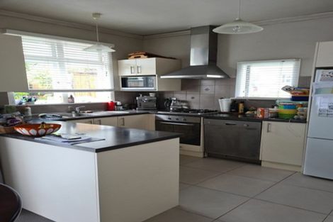 Photo of property in 14 Hillcrest Road, Hillcrest, Hamilton, 3216