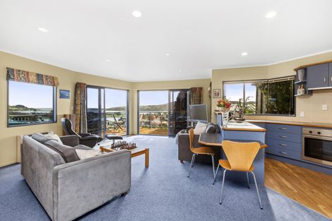 Photo of property in 16 Upper Bow Street, Raglan, 3225