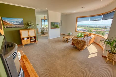 Photo of property in 41 Puketahi Street, Greymouth, 7805