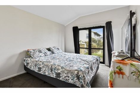 Photo of property in 22 Kaimoana Street, Weymouth, Auckland, 2103