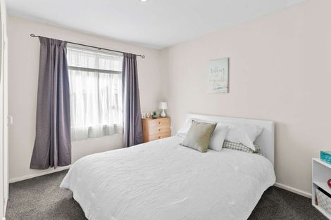 Photo of property in 37 Moffett Street, Islington, Christchurch, 8042