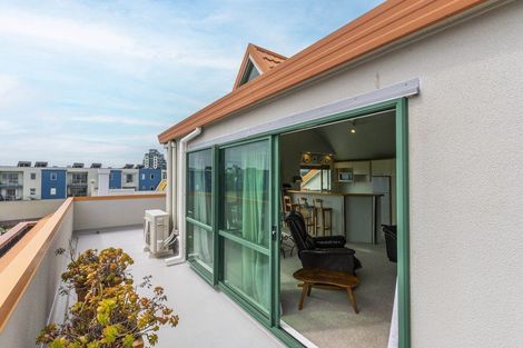Photo of property in 3b/25 Maclean Street, Paraparaumu Beach, Paraparaumu, 5032