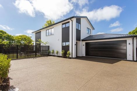 Photo of property in 92b Memorial Avenue, Ilam, Christchurch, 8053