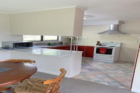 Photo of property in 91 Percy Dyett Drive, Karori, Wellington, 6012