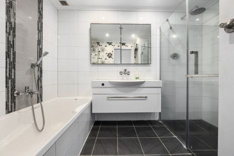 Photo of property in 303 Old Taupo Road, Hillcrest, Rotorua, 3015