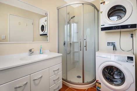 Photo of property in 7 The Topdeck, Whitby, Porirua, 5024